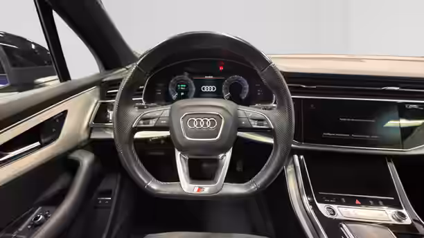 AUDI Q7 10 / 26