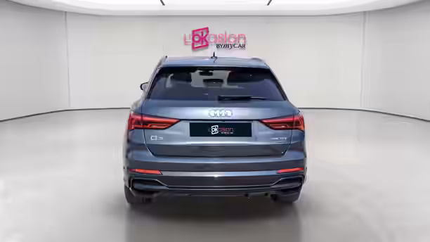 AUDI Q3 4 / 66