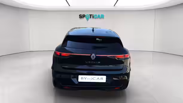 RENAULT MEGANE E-TECH 4 / 23