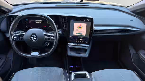 RENAULT MEGANE E-TECH 9 / 23