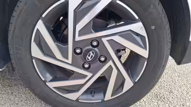 HYUNDAI i20 57 / 59