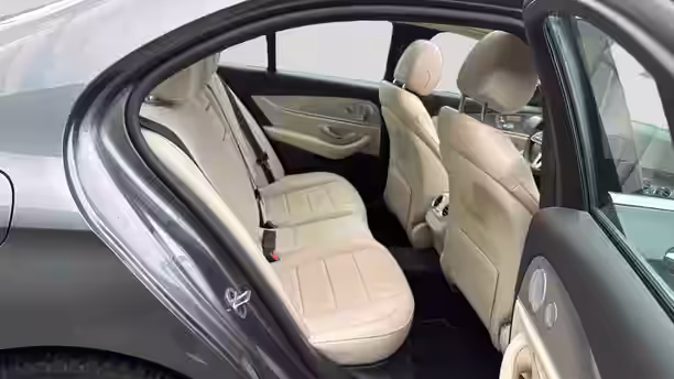MERCEDES CLASSE E 21 / 33