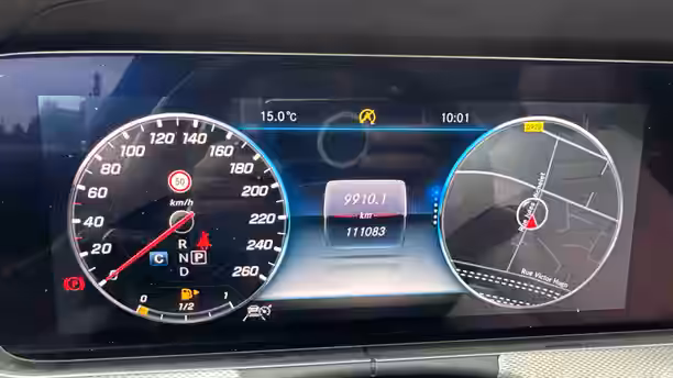 MERCEDES CLASSE E 10 / 33