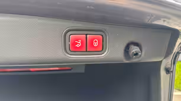 MERCEDES CLASSE E 18 / 33