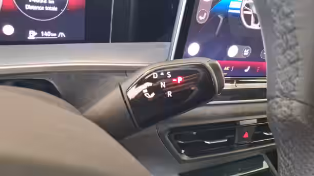 VOLKSWAGEN TAYRON 17 / 18
