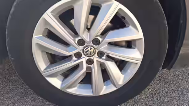 VOLKSWAGEN T-CROSS 52 / 52