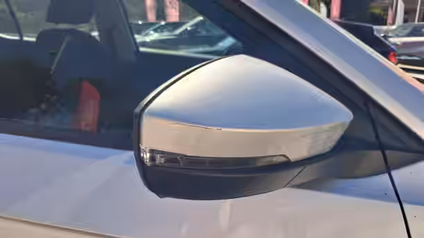 VOLKSWAGEN T-CROSS 36 / 52