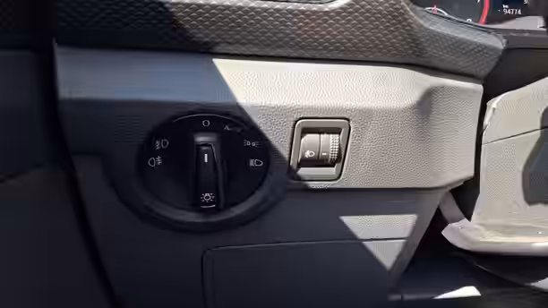 VOLKSWAGEN T-CROSS 28 / 52