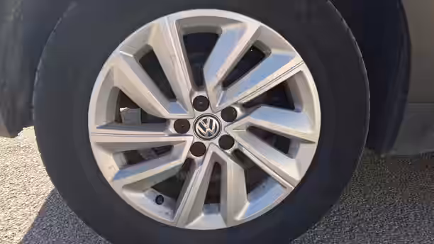 VOLKSWAGEN T-CROSS 50 / 52