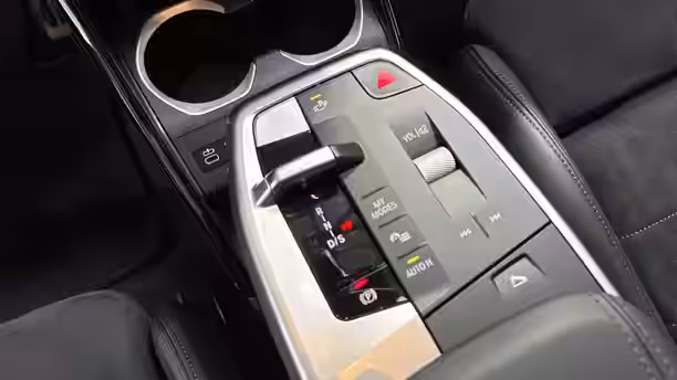 BMW X2 U10 22 / 23