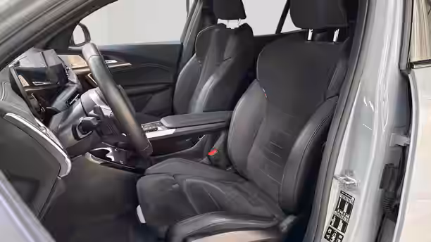 BMW X2 U10 11 / 23