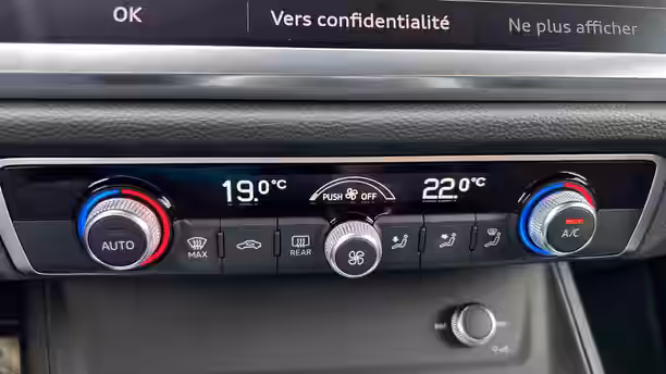 AUDI Q3 28 / 32