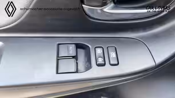 TOYOTA YARIS MY19 15 / 27