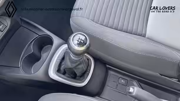 TOYOTA YARIS MY19 19 / 27