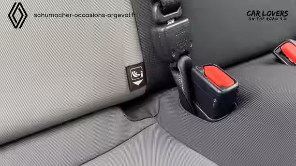 TOYOTA YARIS MY19 26 / 27