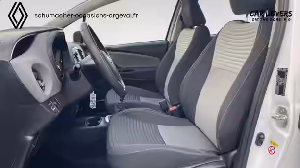 TOYOTA YARIS MY19 8 / 27