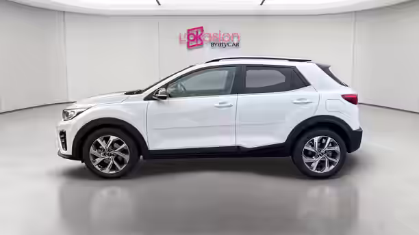 KIA STONIC 2 / 23