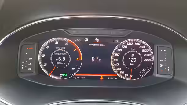 SEAT ARONA 10 / 33
