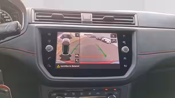 SEAT ARONA 13 / 33