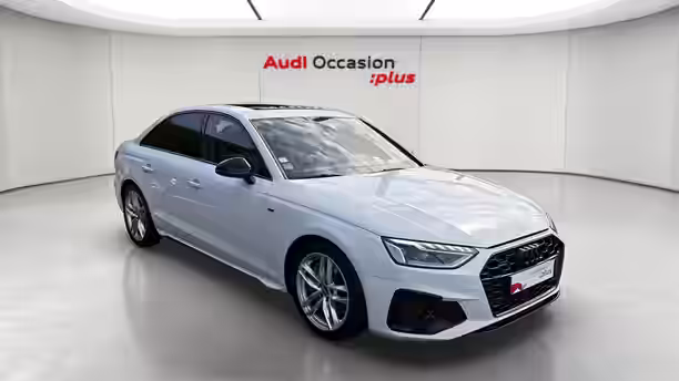 AUDI A4 7 / 32