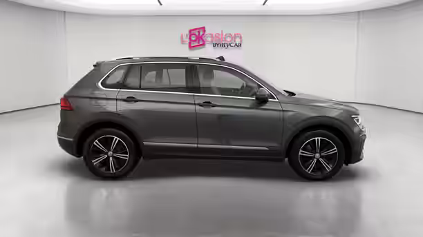 VOLKSWAGEN TIGUAN 6 / 31