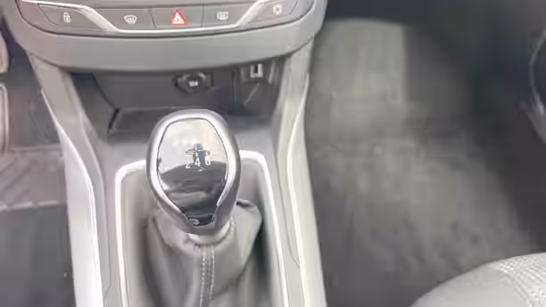 PEUGEOT 308 22 / 22