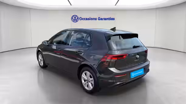 VOLKSWAGEN GOLF 3 / 34