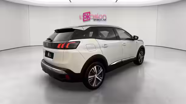 PEUGEOT 3008 5 / 25