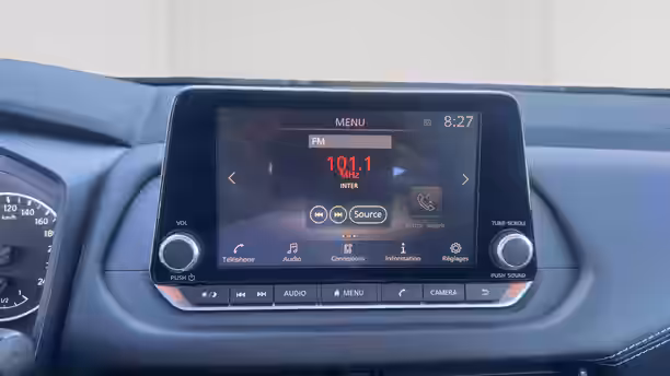NISSAN QASHQAI 15 / 20
