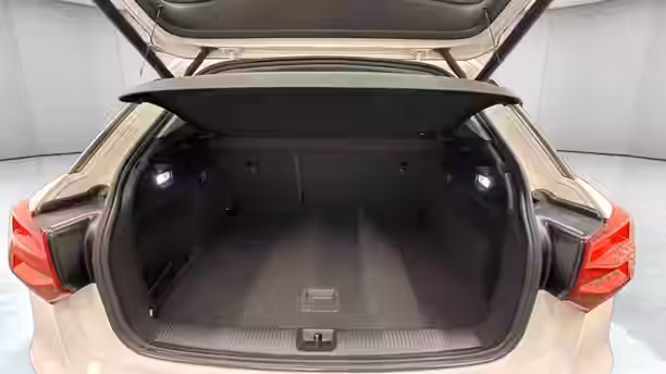 AUDI Q2 13 / 33