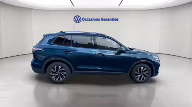 VOLKSWAGEN TIGUAN 6 / 43