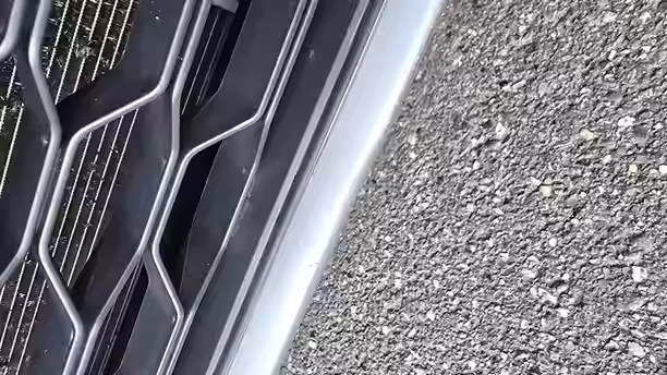 VOLKSWAGEN T-ROC 27 / 28