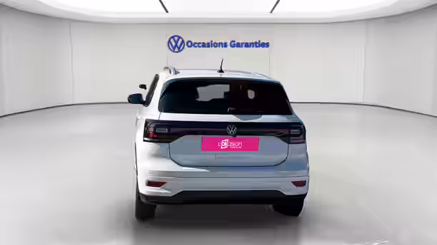 VOLKSWAGEN T-CROSS 4 / 19