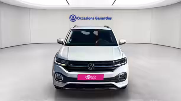 VOLKSWAGEN T-CROSS 8 / 19