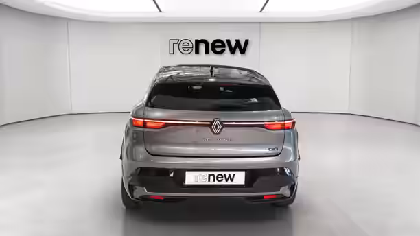 RENAULT MEGANE E-TECH 4 / 22