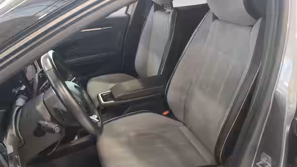 RENAULT MEGANE E-TECH 11 / 22