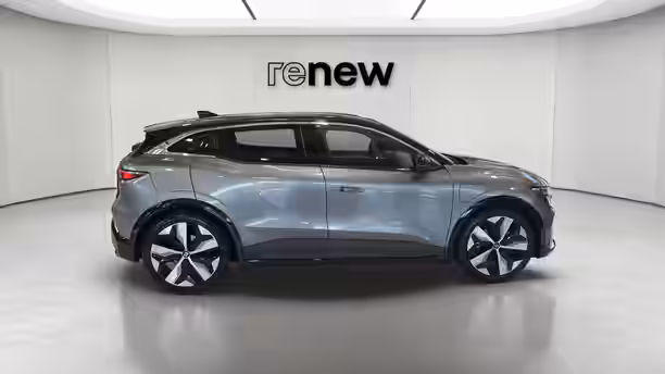 RENAULT MEGANE E-TECH 6 / 22