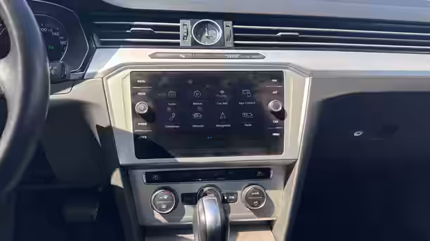 VOLKSWAGEN PASSAT 11 / 41
