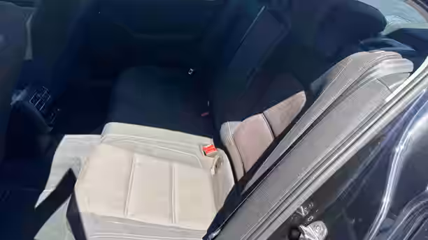 VOLKSWAGEN PASSAT 20 / 41