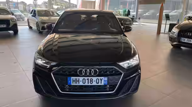 AUDI A1 SPORTBACK 8 / 45