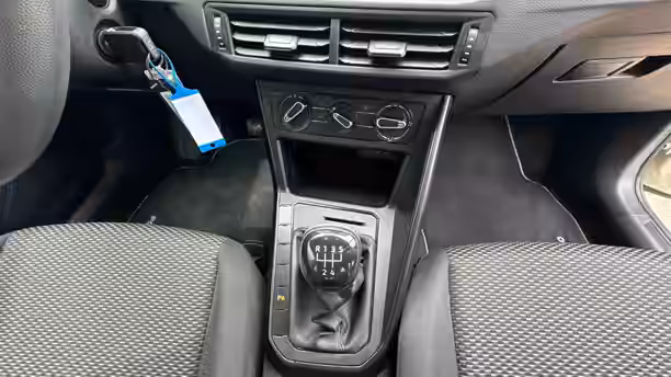 VOLKSWAGEN POLO 13 / 33