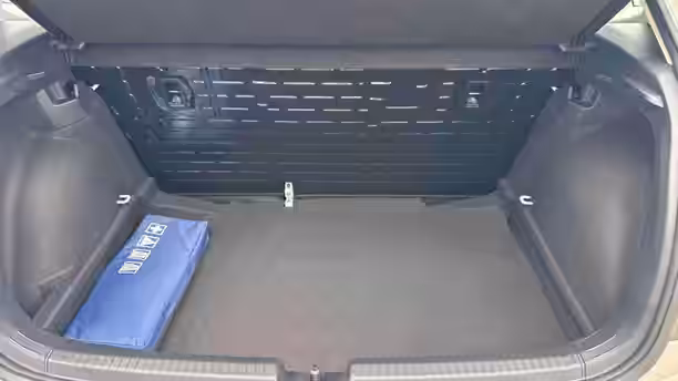VOLKSWAGEN POLO 20 / 33