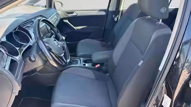 VOLKSWAGEN TOURAN 11 / 17