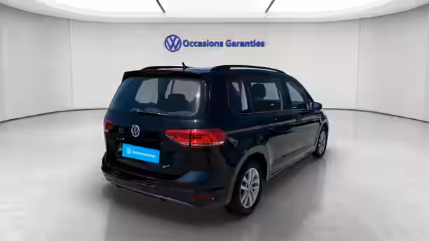 VOLKSWAGEN TOURAN 5 / 17