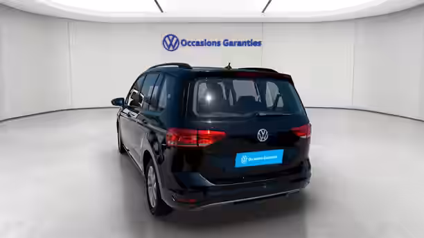 VOLKSWAGEN TOURAN 3 / 17