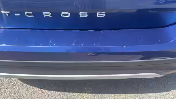 VOLKSWAGEN T-CROSS 32 / 36