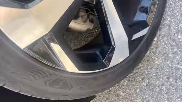 NISSAN JUKE 2021.5 25 / 27