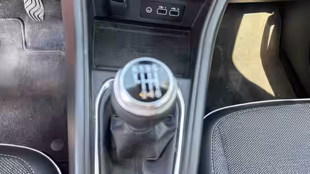 RENAULT CAPTUR 22 / 24