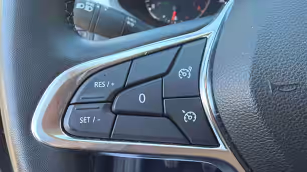 RENAULT CAPTUR 18 / 23