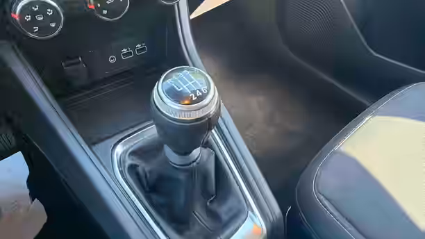 RENAULT CAPTUR 22 / 23